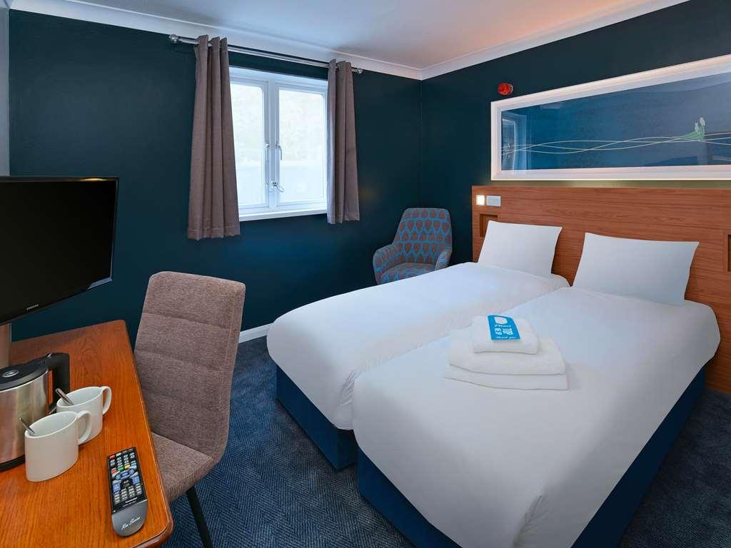 Travelodge Redhill Redhill  Quarto foto